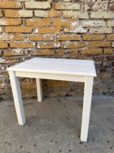 Mesa Infantil Blanca 60×60 cm Pino | Basket Shop