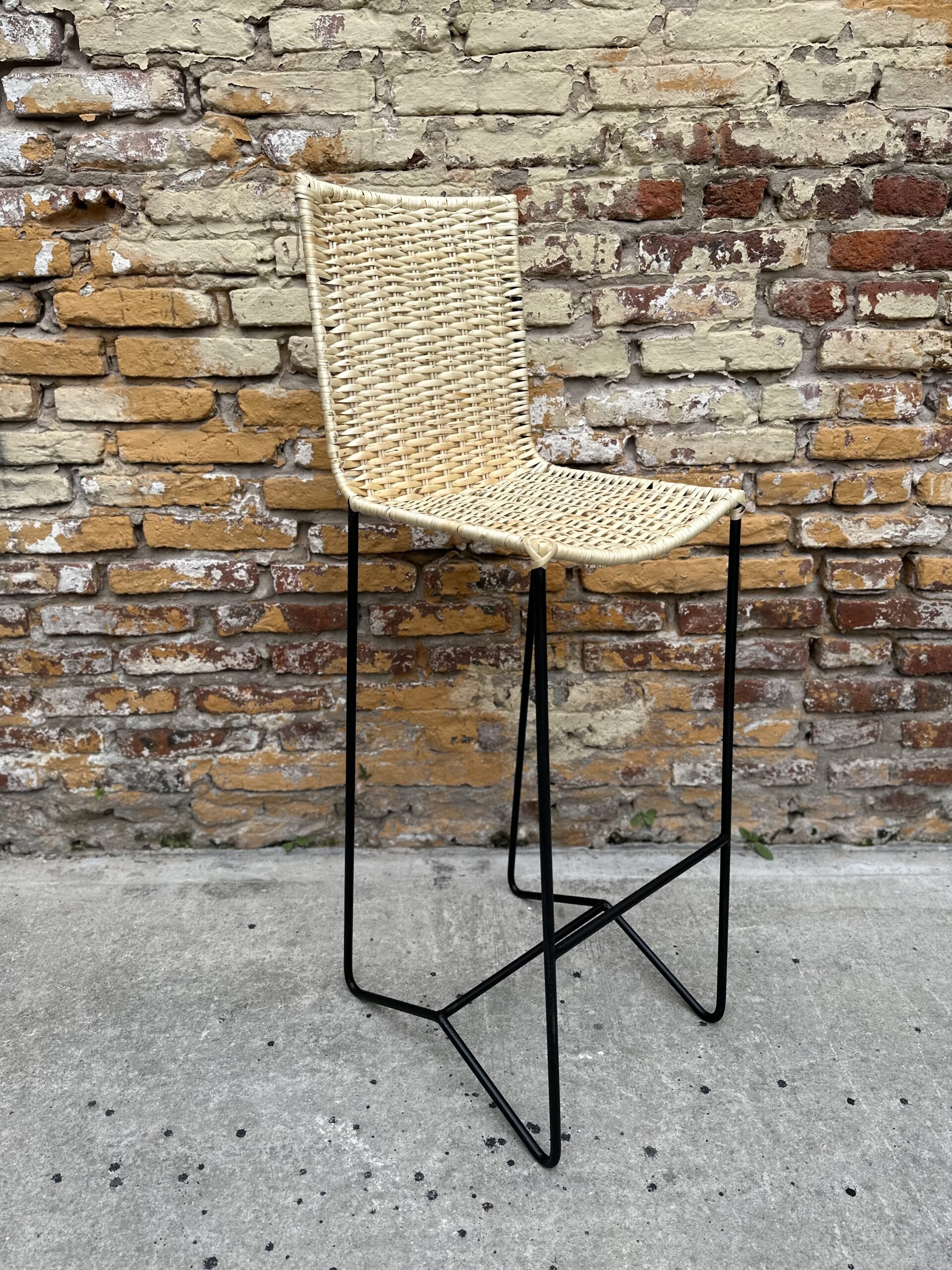 Banqueta Lalo Hierro 110 cm – Cocina | Basket Shop