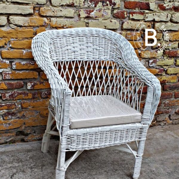 Sillón Lorenzo Blanco Mimbre con Esmalte Satinado | Basket