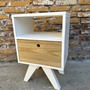Mesa de Luz Retro Blanca con Puerta y Cajón | Basket