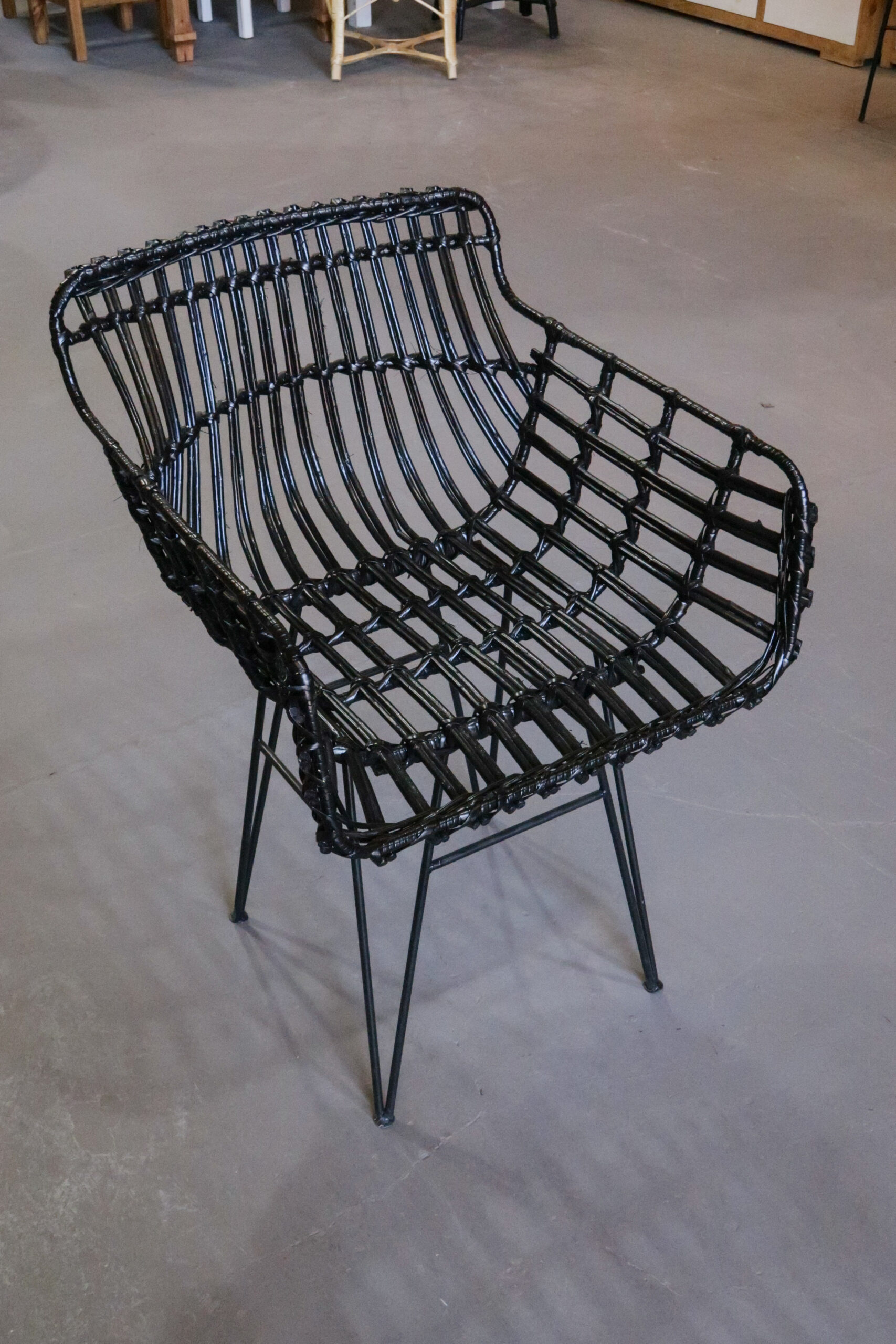 Sillón Coco Negro – Hierro y Mimbre Sintético | Basket