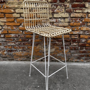 Banqueta Varillada Blanca Hierro y Mimbre 75 cm | Basket