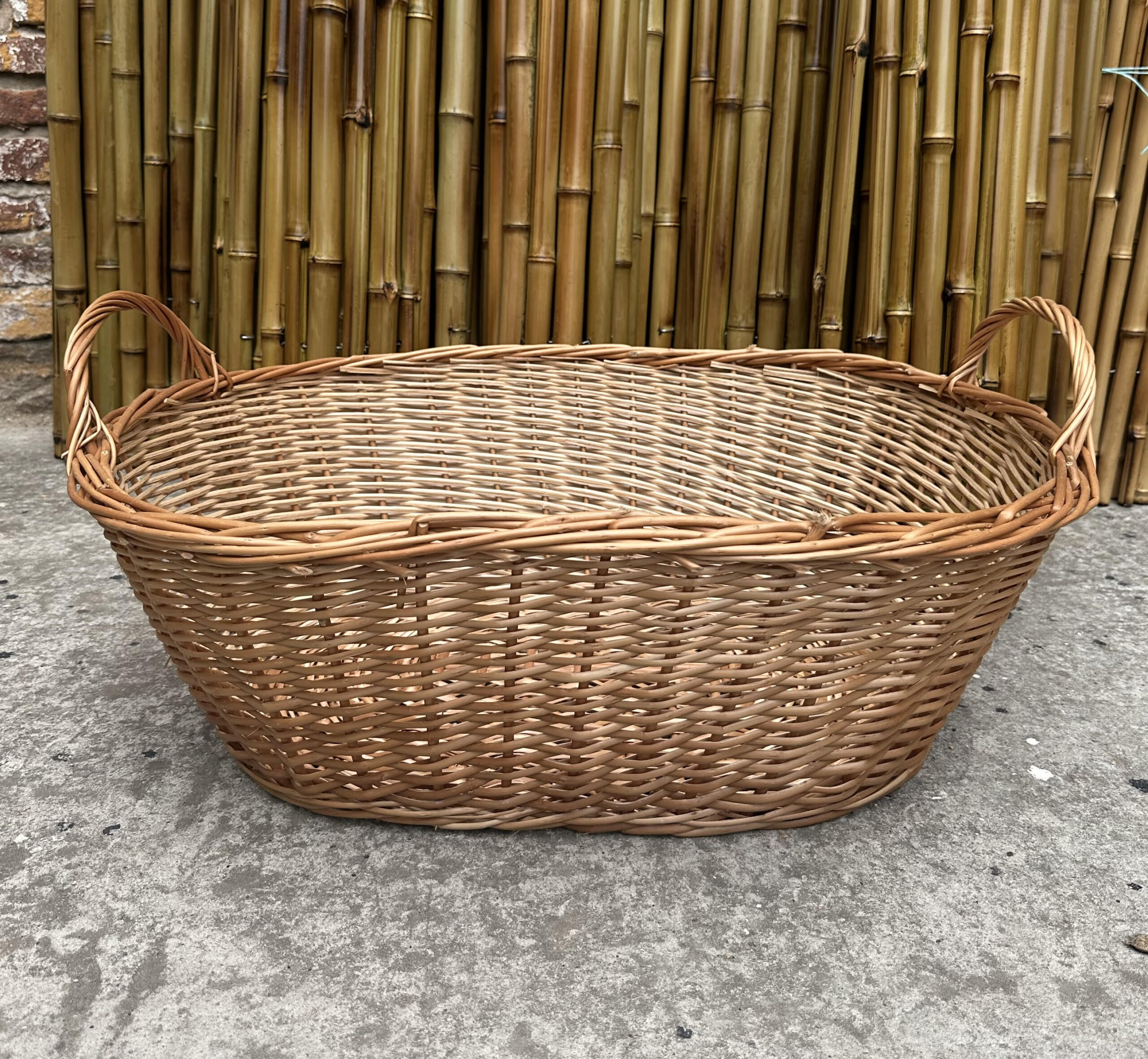 Canasto Leñero Oval Mediano 60 cm Mimbre | Basket Shop