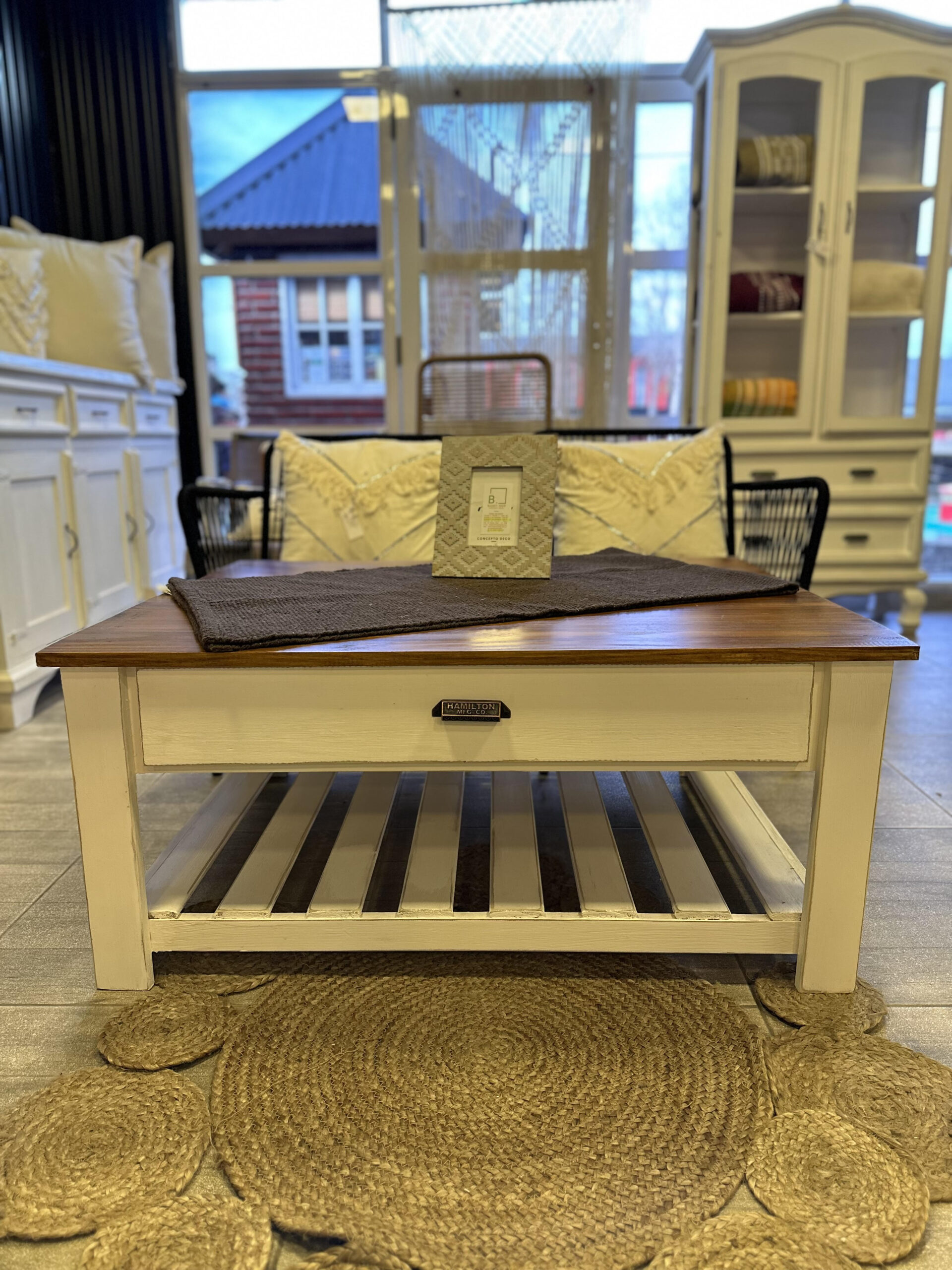 Mesa Ratona con Cajón 1 m Pintada | Basket Shop