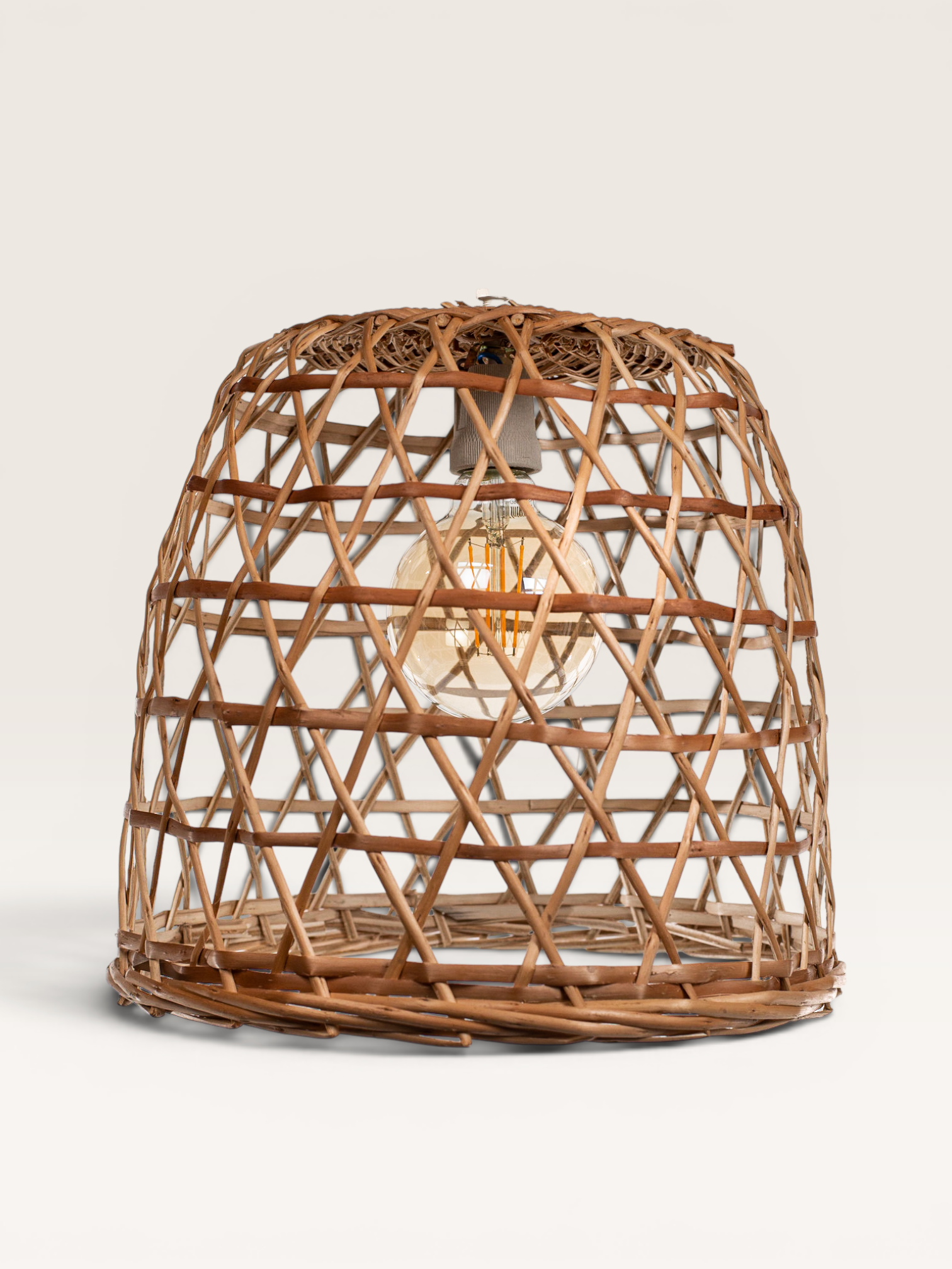 Lámpara Colgante de Mimbre Calada 50×40 cm | Basket