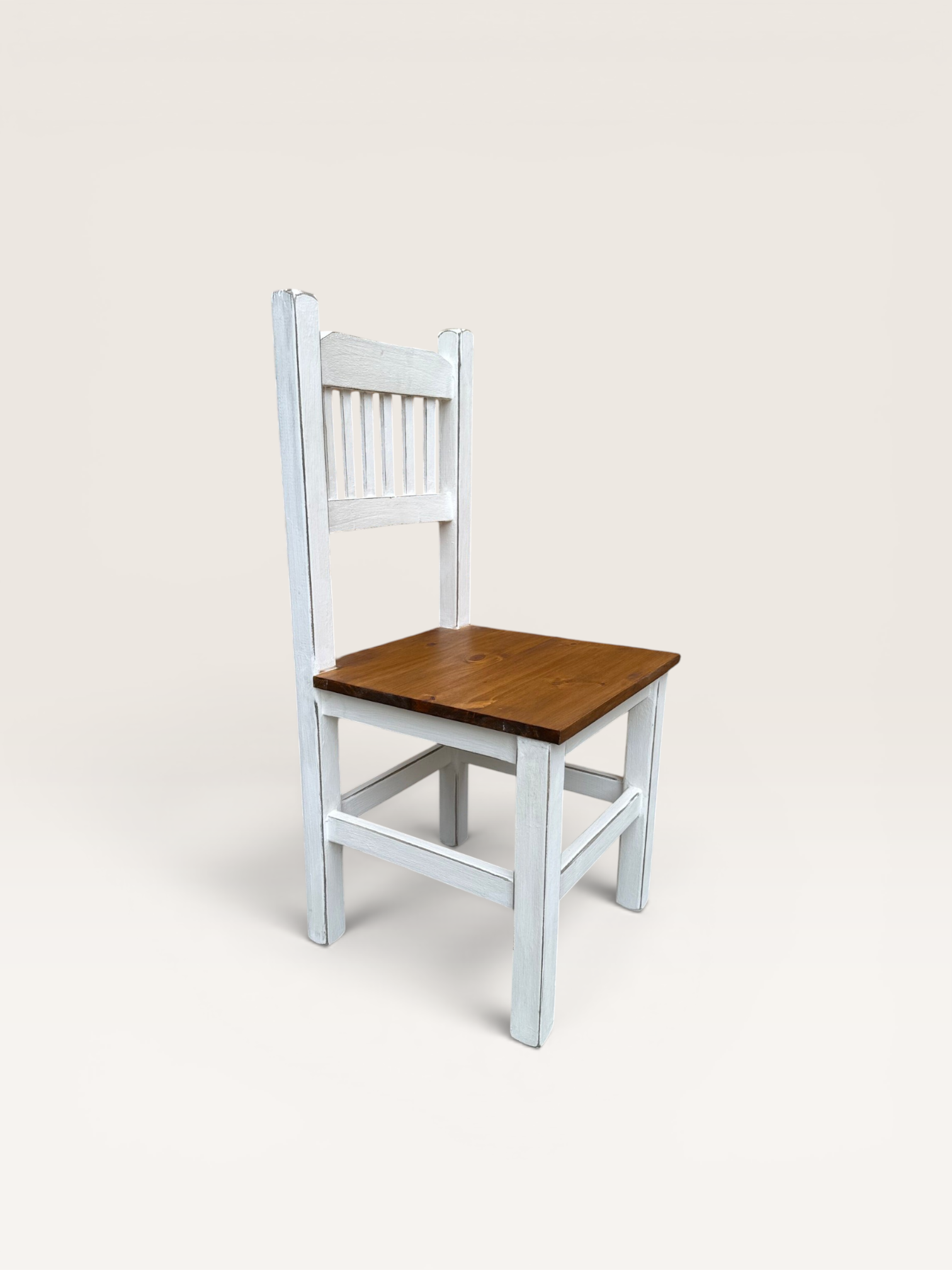 Silla de Pino Blanca Asiento Caoba | Basket Shop