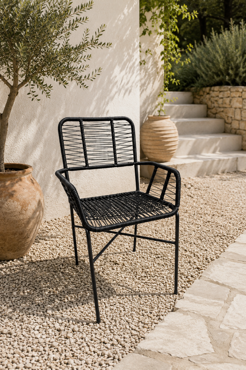 Sillón Cirilo Negro – Caño y Yute | Basket Shop