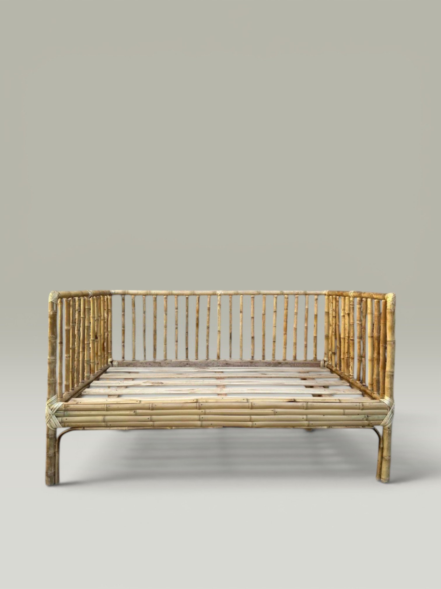 Camastro de Caña Bilbao 1.25 m – Exterior | Basket Shop